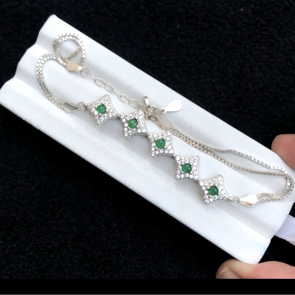 Natural Green Emerald Gemstones Bracelet